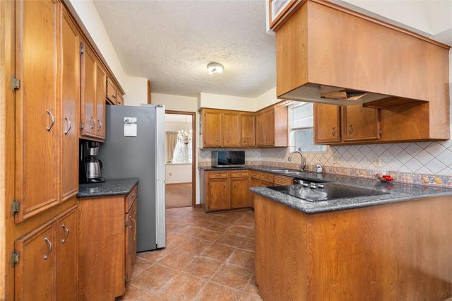 3518 Creekbriar Drive, Houston, TX 77068