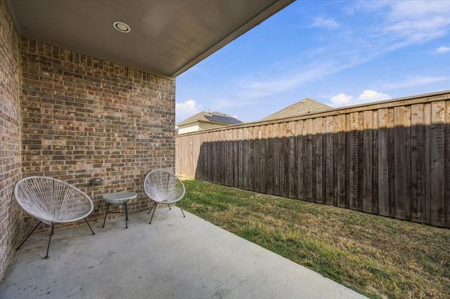 1001 Blue Heron Court, Forney, TX 75126
