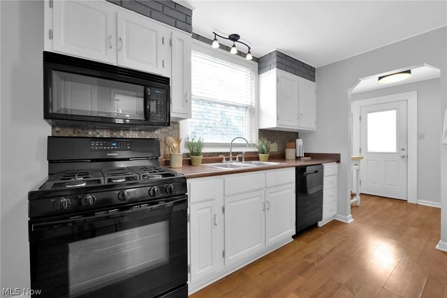 29 Crestview Road, Columbus, OH 43202