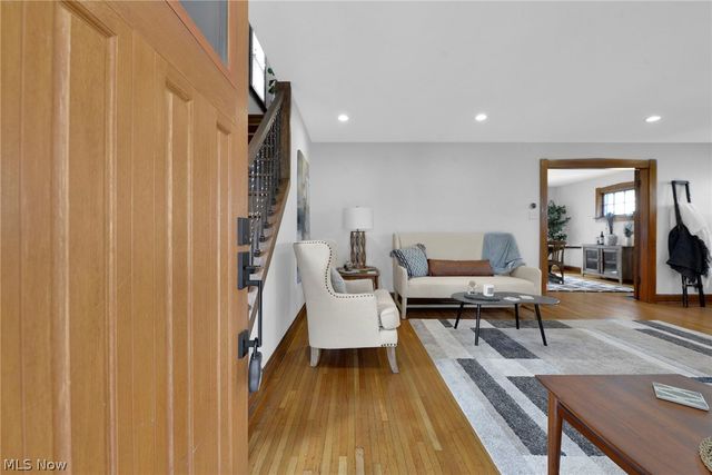 29 Crestview Road, Columbus, OH 43202