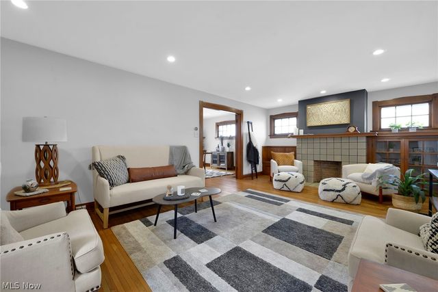 29 Crestview Road, Columbus, OH 43202