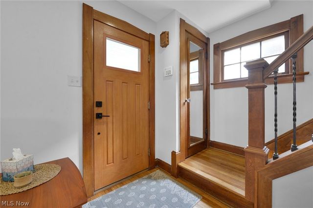 29 Crestview Road, Columbus, OH 43202