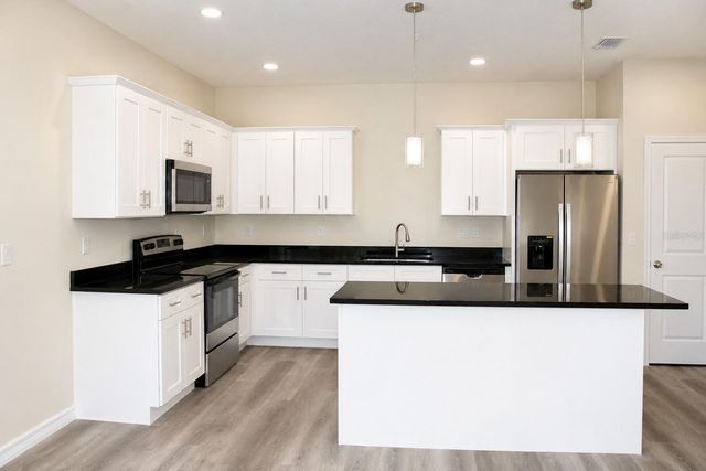 4341 CAMBIO GARDENS COURT, Tampa, FL 33610