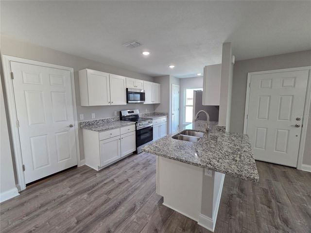 125 PIERCE ST, Lake Wales, FL 33859