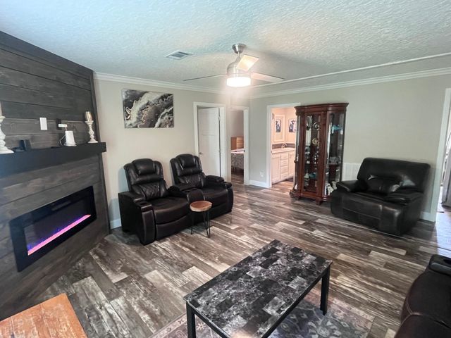 233 Williamson Lake Circle, Conway, SC 29526