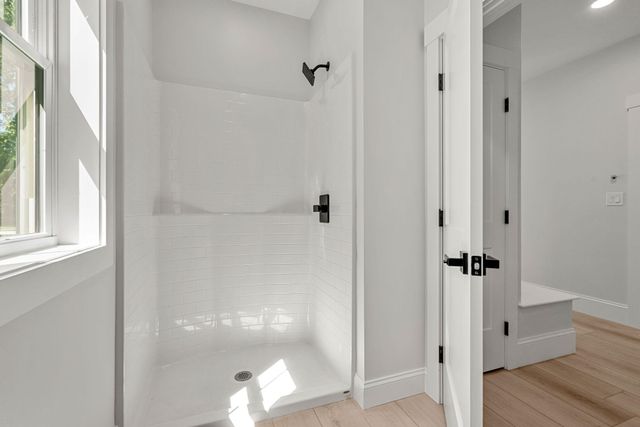 5 Highland Avenue, Salem, NH 03079