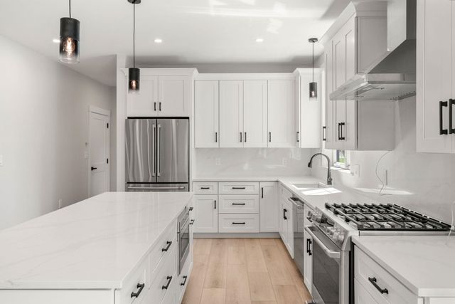 5 Highland Avenue, Salem, NH 03079