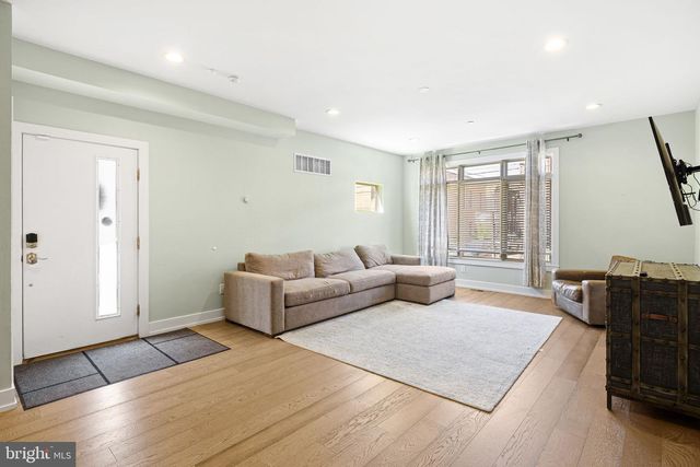 1721 S 21ST ST, Philadelphia, PA 19145