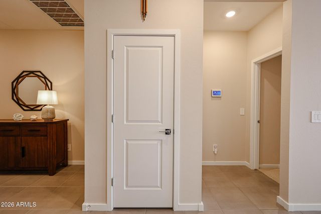 16062 W GRAY FOX Trail, Surprise, AZ 85387