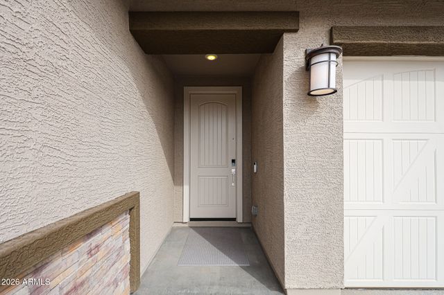 16062 W GRAY FOX Trail, Surprise, AZ 85387