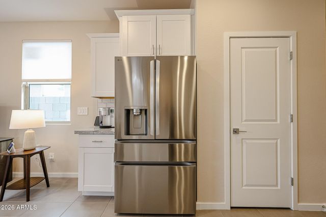 16062 W GRAY FOX Trail, Surprise, AZ 85387