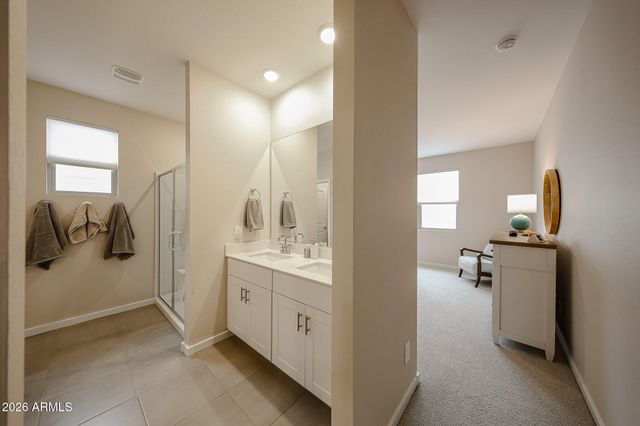 16062 W GRAY FOX Trail, Surprise, AZ 85387