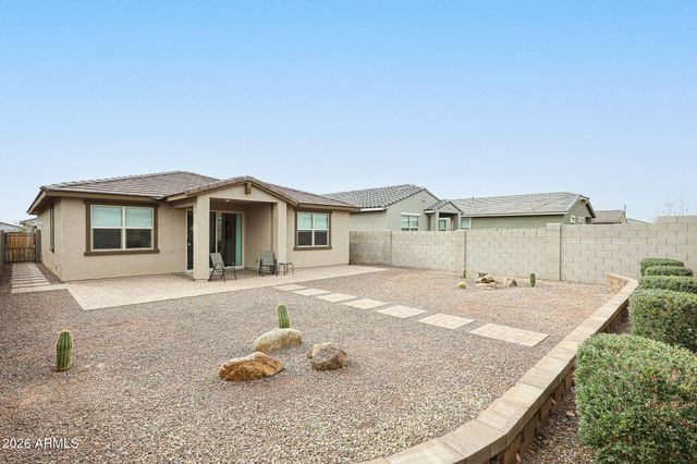 16062 W GRAY FOX Trail, Surprise, AZ 85387