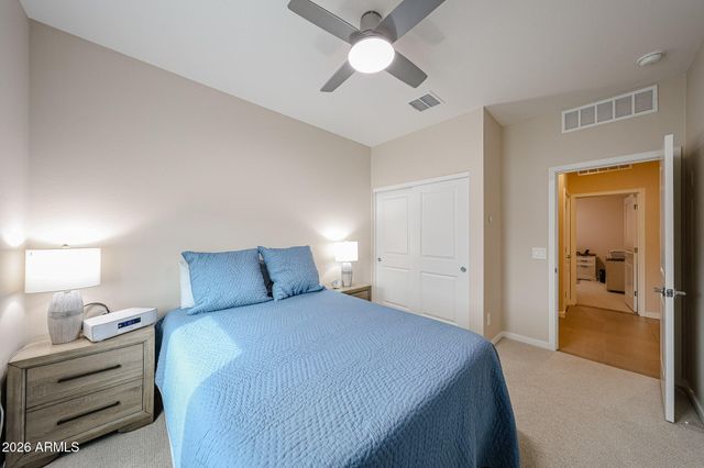 16062 W GRAY FOX Trail, Surprise, AZ 85387