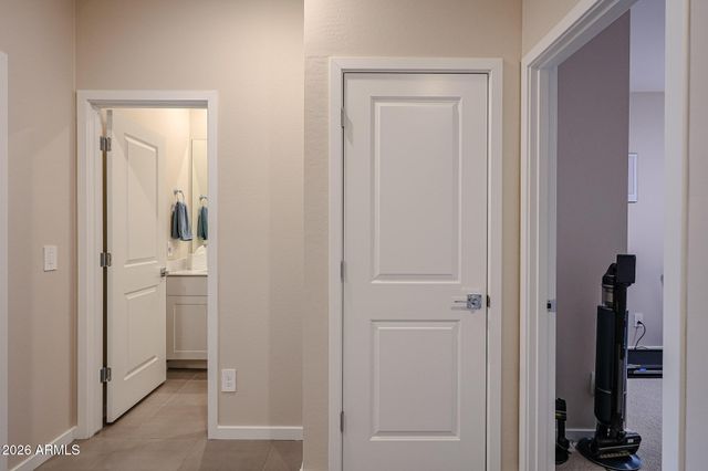 16062 W GRAY FOX Trail, Surprise, AZ 85387