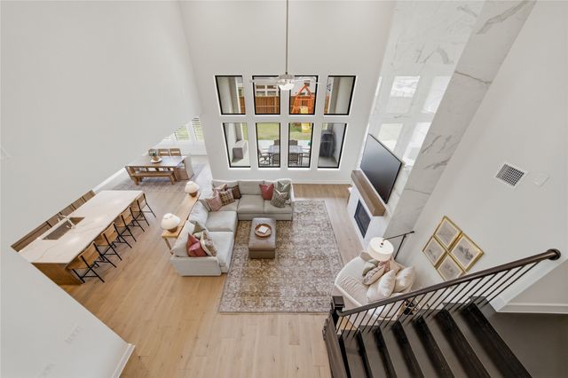 2113 Heather Hills Drive, Fort Worth, TX 76008