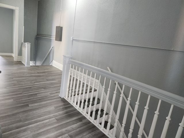 7 National Street 7, Elgin, IL 60123