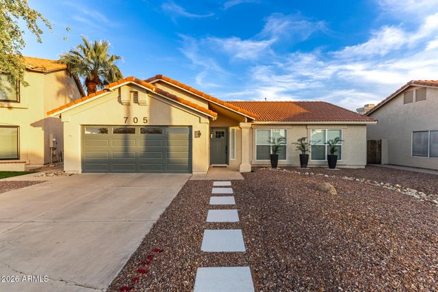 705 S MONTEREY Street, Gilbert, AZ 85233