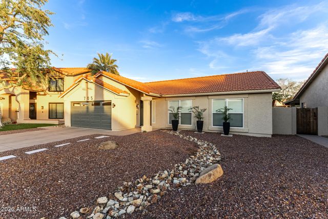 705 S MONTEREY Street, Gilbert, AZ 85233