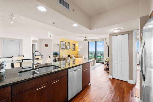 100 N FEDERAL Highway 1126, Fort Lauderdale, FL 33301