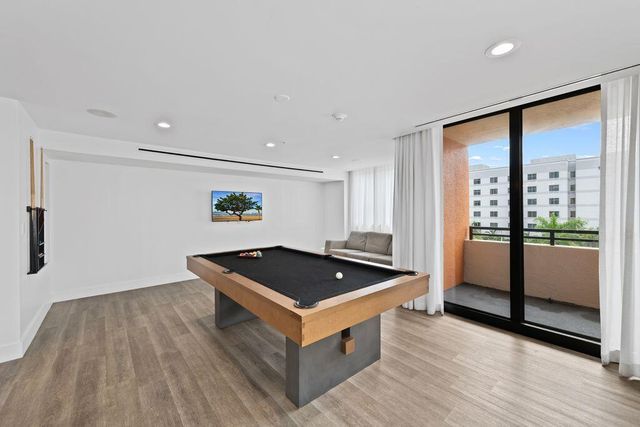 100 N FEDERAL Highway 1126, Fort Lauderdale, FL 33301