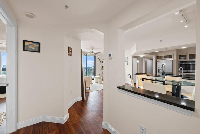100 N FEDERAL Highway 1126, Fort Lauderdale, FL 33301