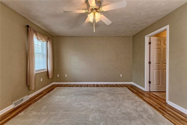 1009 Derekton Dr, Unity Twp, PA 15650