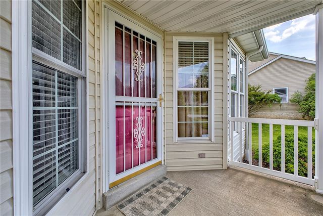 1009 Derekton Dr, Unity Twp, PA 15650