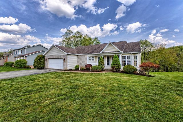 1009 Derekton Dr, Unity Twp, PA 15650