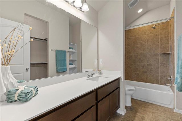 123 Saranac DR, Elgin, TX 78621