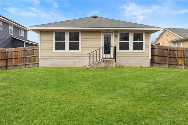 123 Saranac DR, Elgin, TX 78621