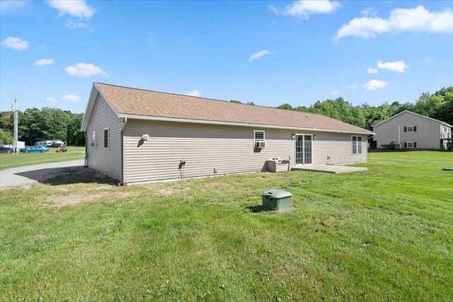 94 Boone Drive, Highgate, VT 05459