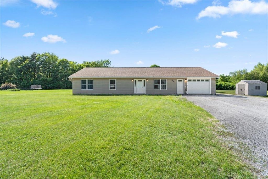 94 Boone Drive, Highgate, VT 05459