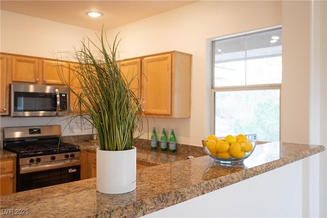 904 Duckhorn Court 204, Las Vegas, NV 89144