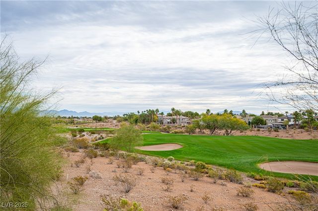 904 Duckhorn Court 204, Las Vegas, NV 89144