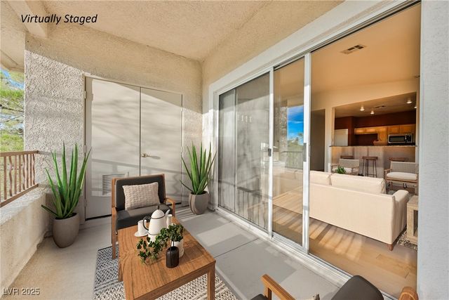 904 Duckhorn Court 204, Las Vegas, NV 89144