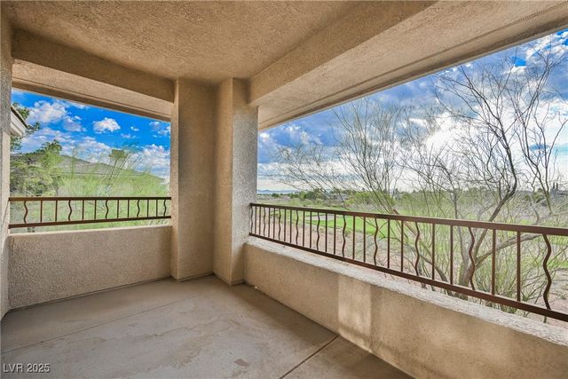 904 Duckhorn Court 204, Las Vegas, NV 89144