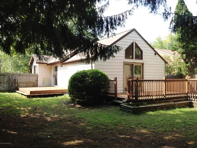 512 Henry Place, Middletown, NJ 07748