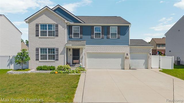 58176 Thomas Drive, New Haven, MI 48048