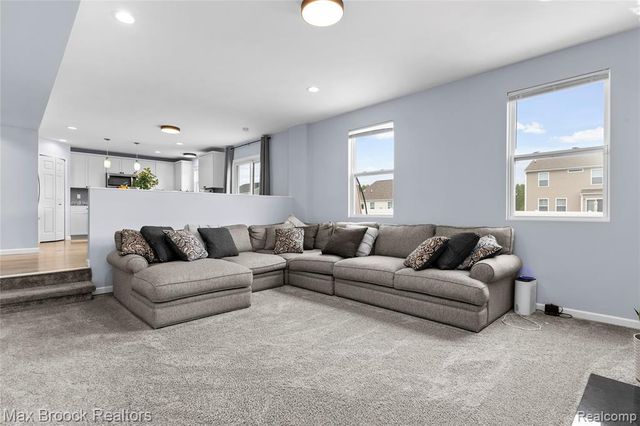 58176 Thomas Drive, New Haven, MI 48048