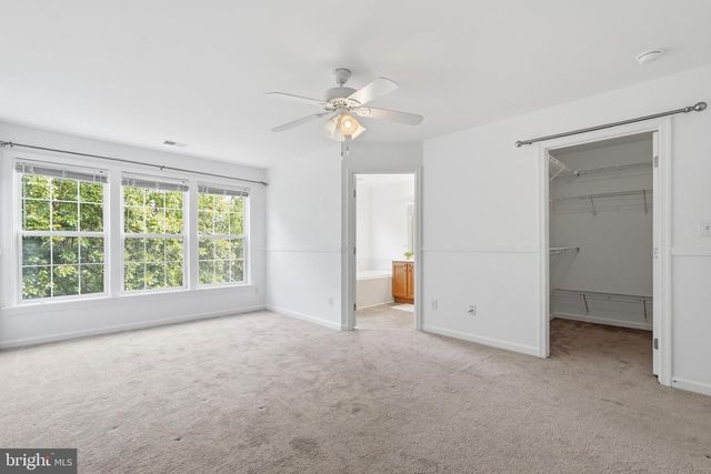 9041 FALCON GLEN CT, Bristow, VA 20136