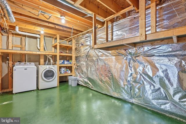 9041 FALCON GLEN CT, Bristow, VA 20136
