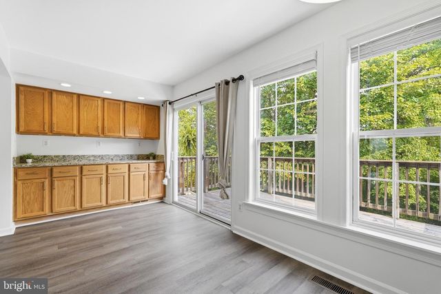 9041 FALCON GLEN CT, Bristow, VA 20136