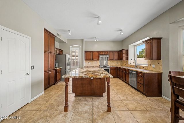 5131 W LAREDO Court, Chandler, AZ 85226