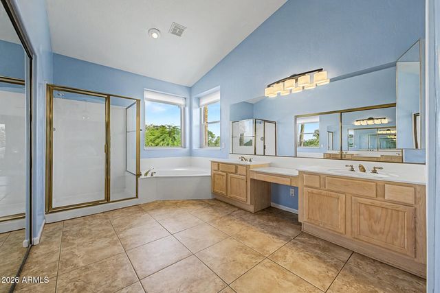 5131 W LAREDO Court, Chandler, AZ 85226