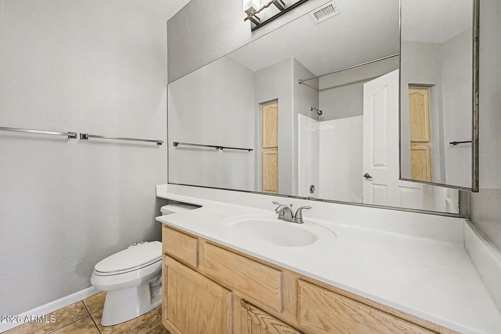 Image 38 of property listing at 5131 W LAREDO Court, Chandler, AZ 85226