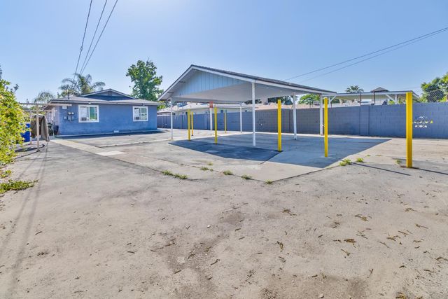 715 Faller Avenue, Sanger, CA 93657