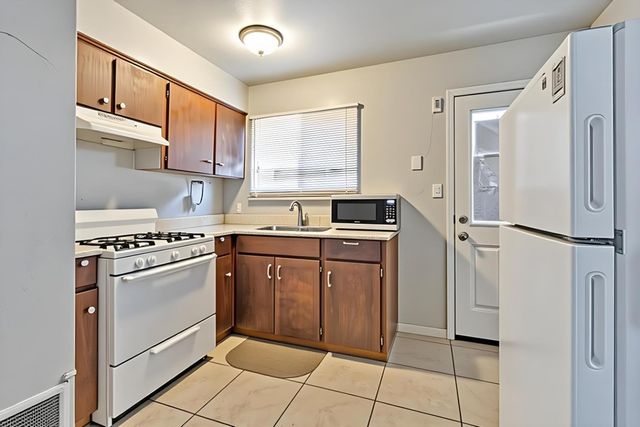 715 Faller Avenue, Sanger, CA 93657