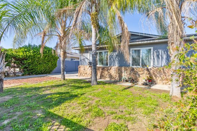 715 Faller Avenue, Sanger, CA 93657
