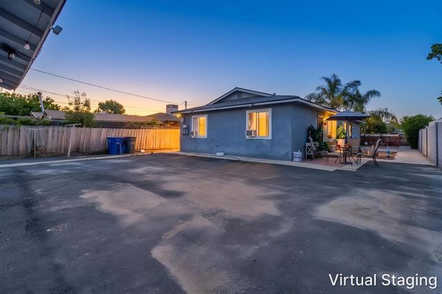 715 Faller Avenue, Sanger, CA 93657